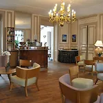 Logis De L'europe Hotel