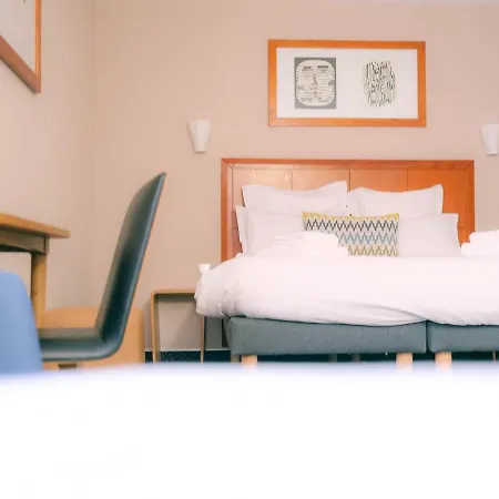 Logis De L'europe Hotel 3*
