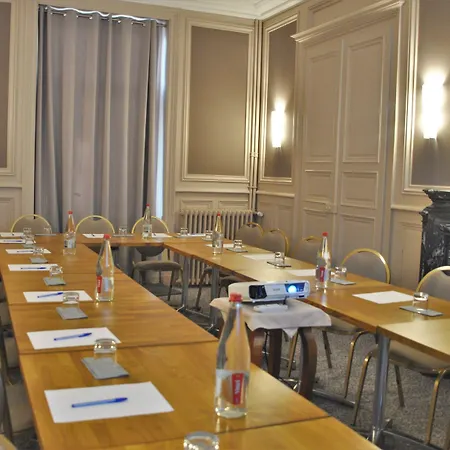 Hotel Logis De L'europe Poitiers