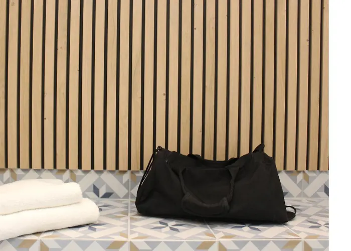 Otel Logis De L'europe Puvatya