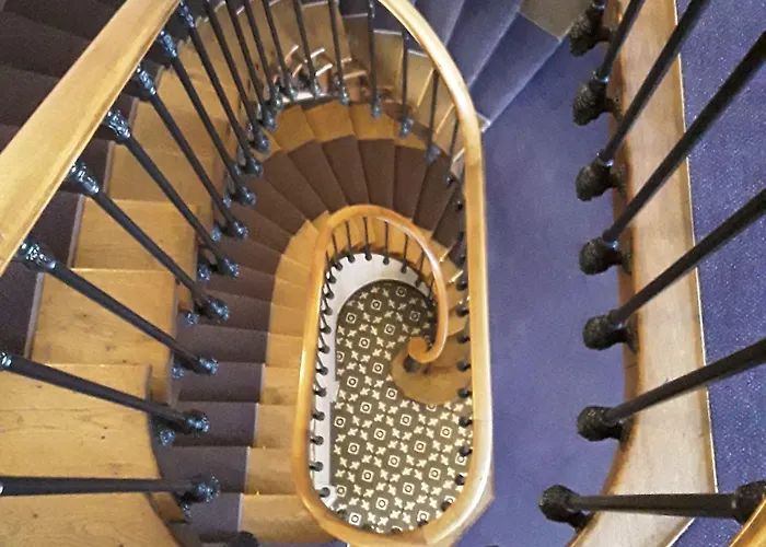 Logis De L'europe Otel Puvatya