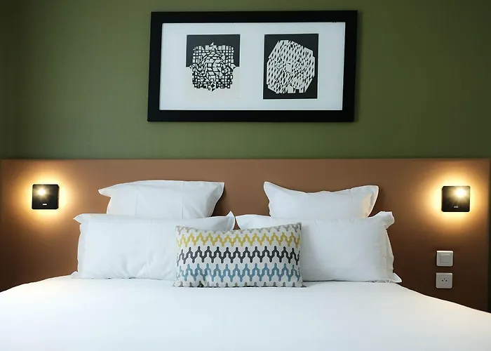 Hotel Logis De L'europe Poitiers