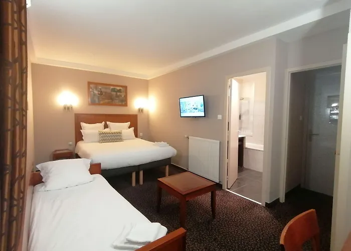 Logis De L'europe Hotel